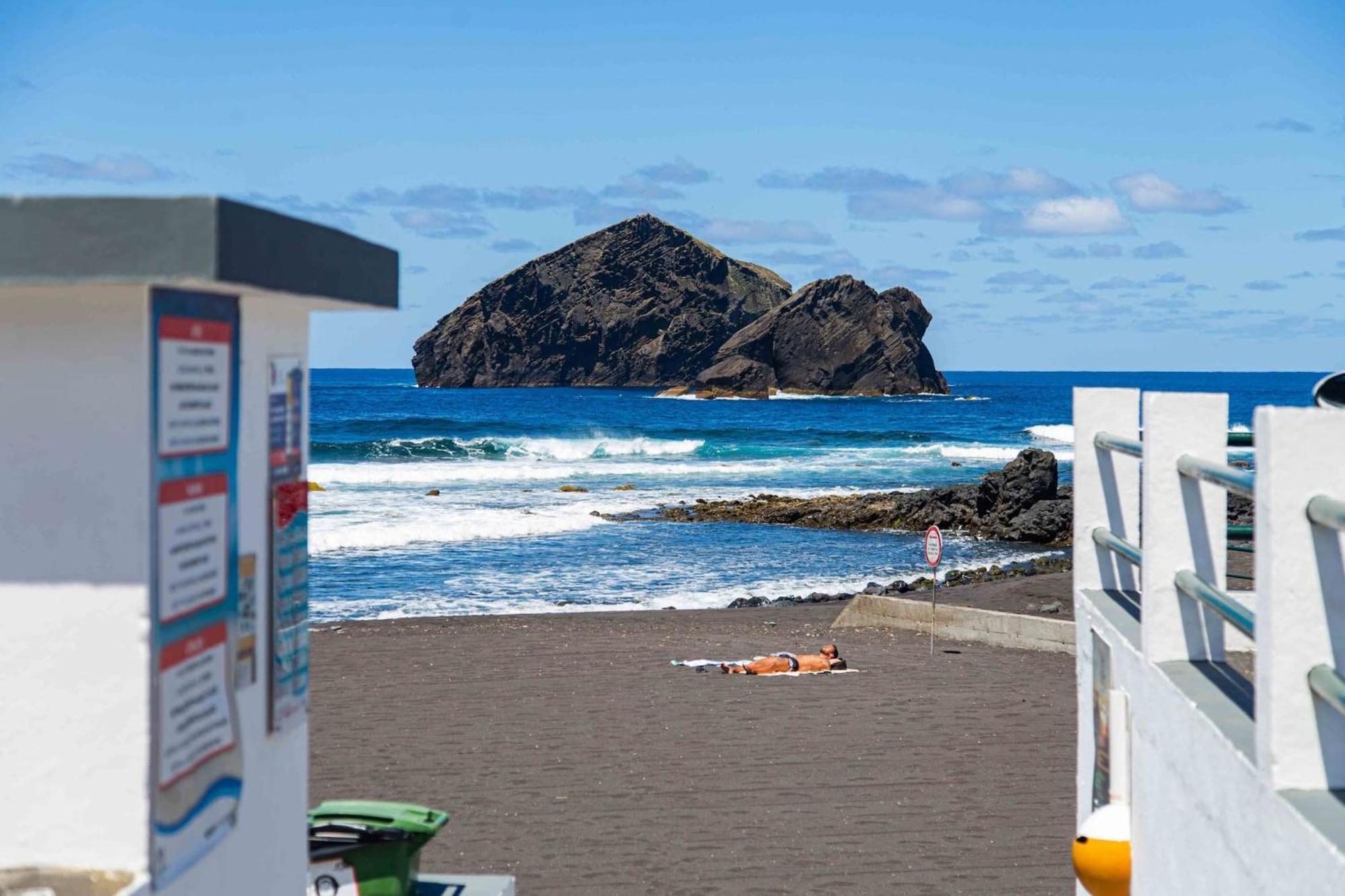 Mosteiros Beach House Exterior foto