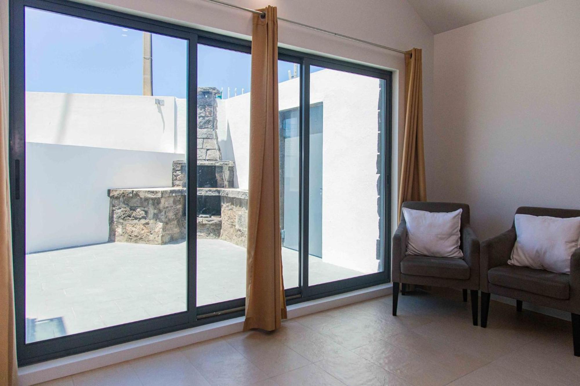 Mosteiros Beach House Exterior foto